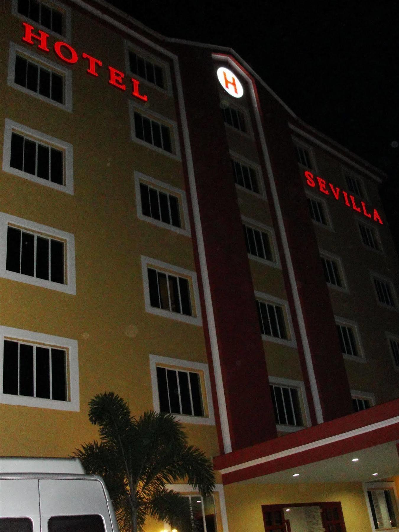 Hotel Sevilla Usulutan Exteriér fotografie